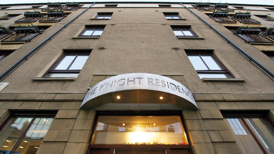 The Knight Residence Apartments by Mansley