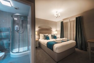 1 bedroom, hypo-allergenic bedding, in-room safe, desk