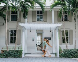 Fachada de la propiedad