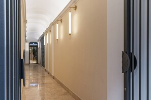 Hallway - Townhouse Condotti 29 (Rome)