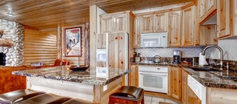 Black Bear Lodge by Vacasa