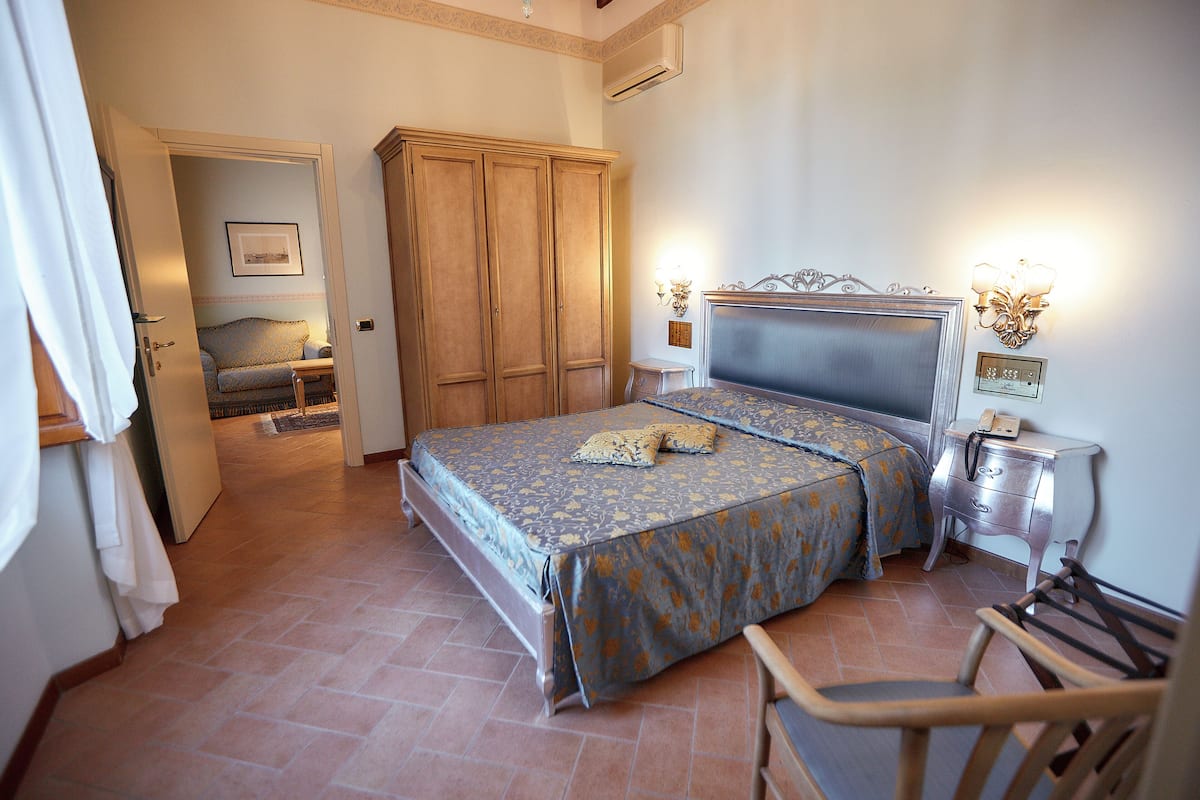 Suite | 1 camera, minibar con snack e bevande gratuite, una cassaforte in camera