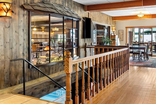 Best Western Adirondack Inn