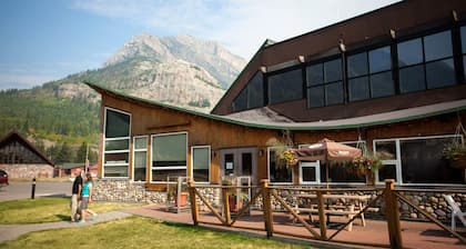 Waterton Lakes Lodge Resort