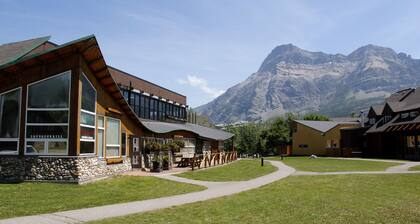 Waterton Lakes Lodge Resort