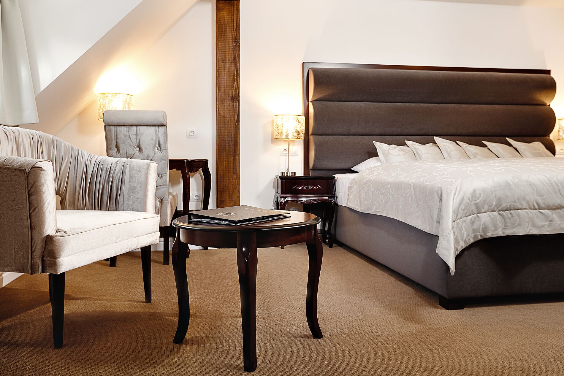 premium bedding, down duvets, minibar, in-room safe