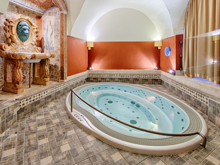 Idromassaggio al coperto