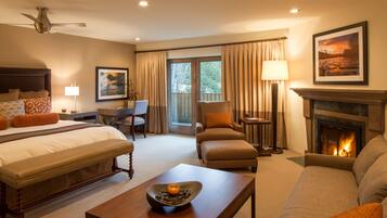 Habitación Deluxe, 1 cama King size, chimenea | Ropa de cama de alta calidad y edredón