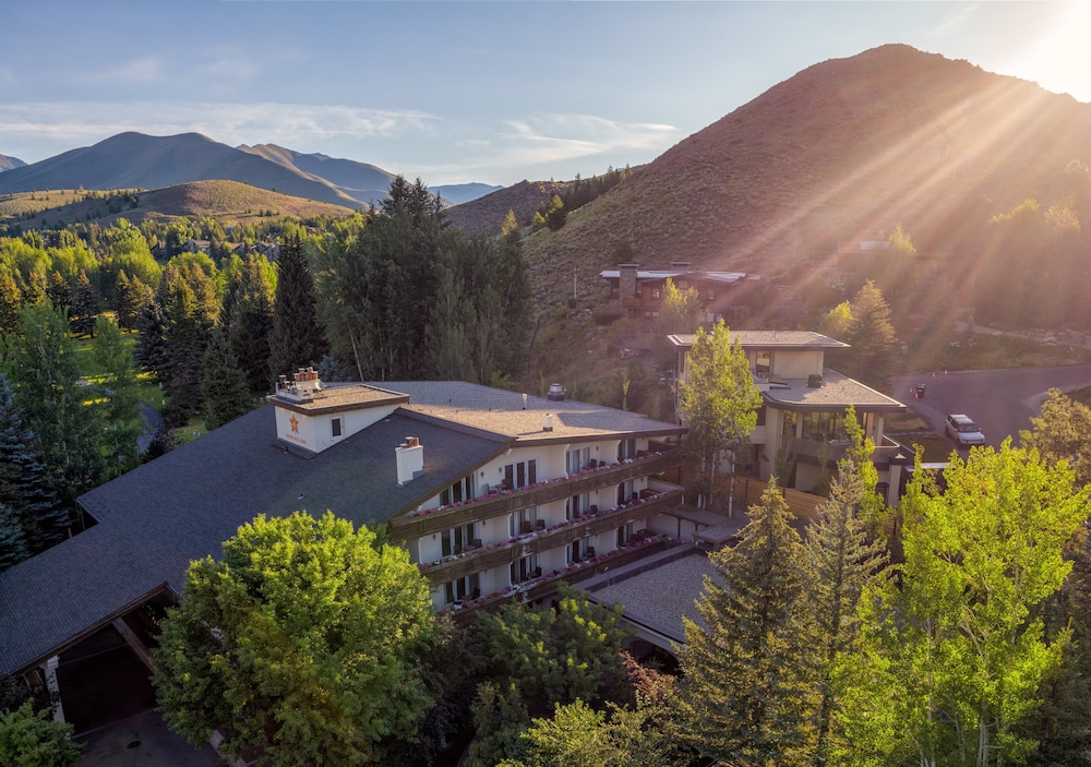 Knob Hill Inn Sun Valley by null