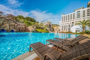 Indoor pool, outdoor pool, cabanas (surcharge)