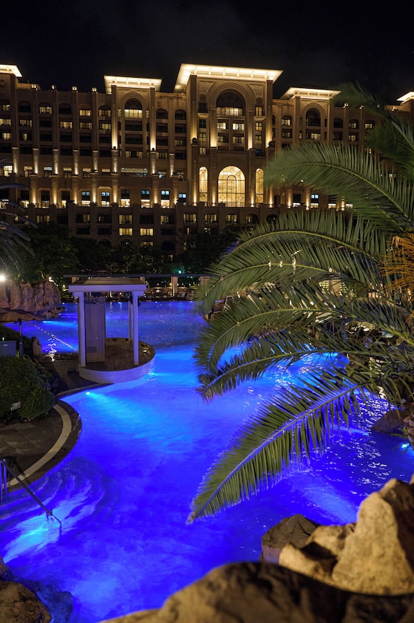 Indoor pool, outdoor pool, cabanas (surcharge)