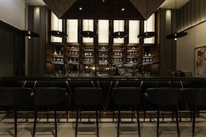 Bar (en la propiedad)