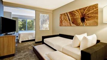 Suite, 1 King Bed with Sofa bed, Non Smoking | Premium bedding, in-room safe, desk, blackout drapes