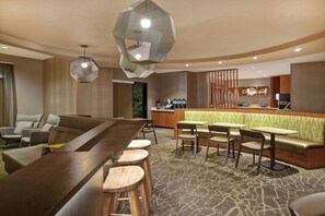 Lobby lounge - SpringHill Suites by Marriott Atlanta Kennesaw (Kennesaw)