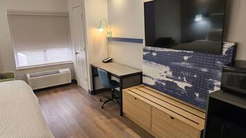 Desk, iron/ironing board, WiFi (free), bed sheets