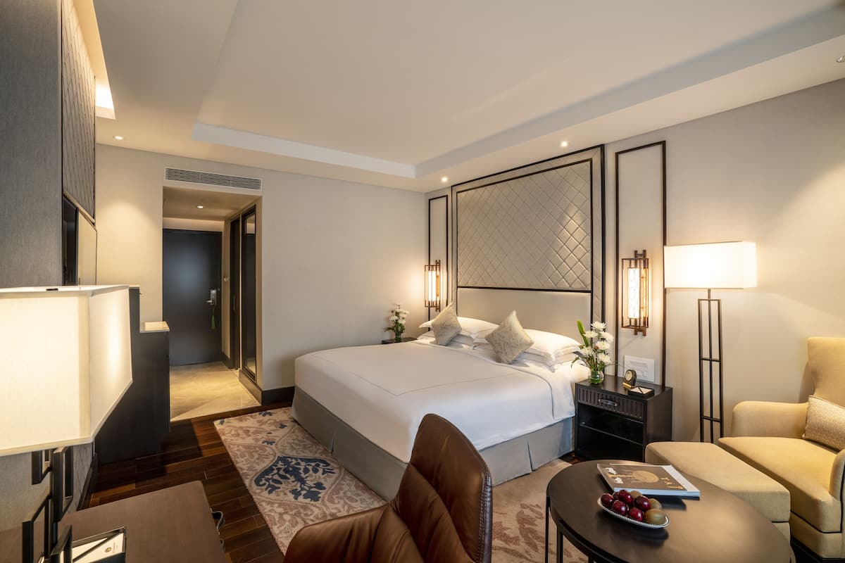 frette italian sheets, hypo-allergenic bedding, down duvets