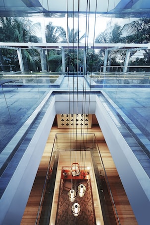 Interior. Taj Coromandel