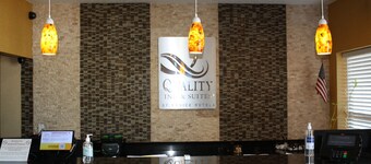 Quality Inn & Suites Wichita Falls I-44