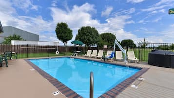 Seasonal outdoor pool, open 2:00 PM to 9:00 PM, sun loungers