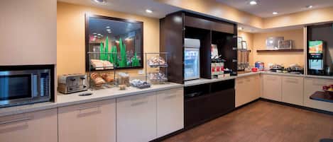 Desayuno continental incluido todos los días