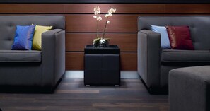 Lobby-Lounge
