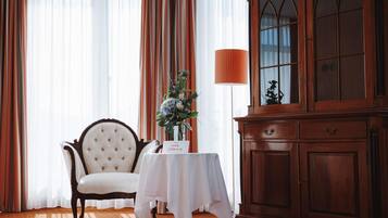 Privilege, Suite, 1 letto matrimoniale con divano letto, vasca da bagno | Tende oscuranti, culle/letti per bambini (gratuiti)