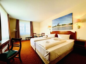 Superior Room, 1 Double Bed | Blackout curtains, free cots/infant beds, rollaway beds, free WiFi - Mercure Hotel Plaza Magdeburg (Magdeburg)