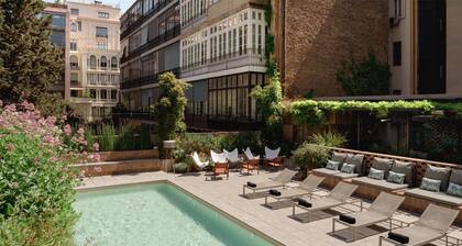 Alexandra Barcelona Hotel, Curio Collection by Hilton