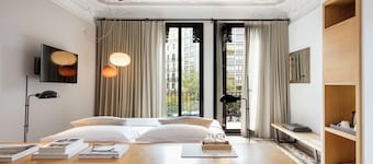 Alexandra Barcelona Hotel, Curio Collection by Hilton