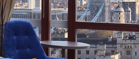 Pemandangan kota dari properti