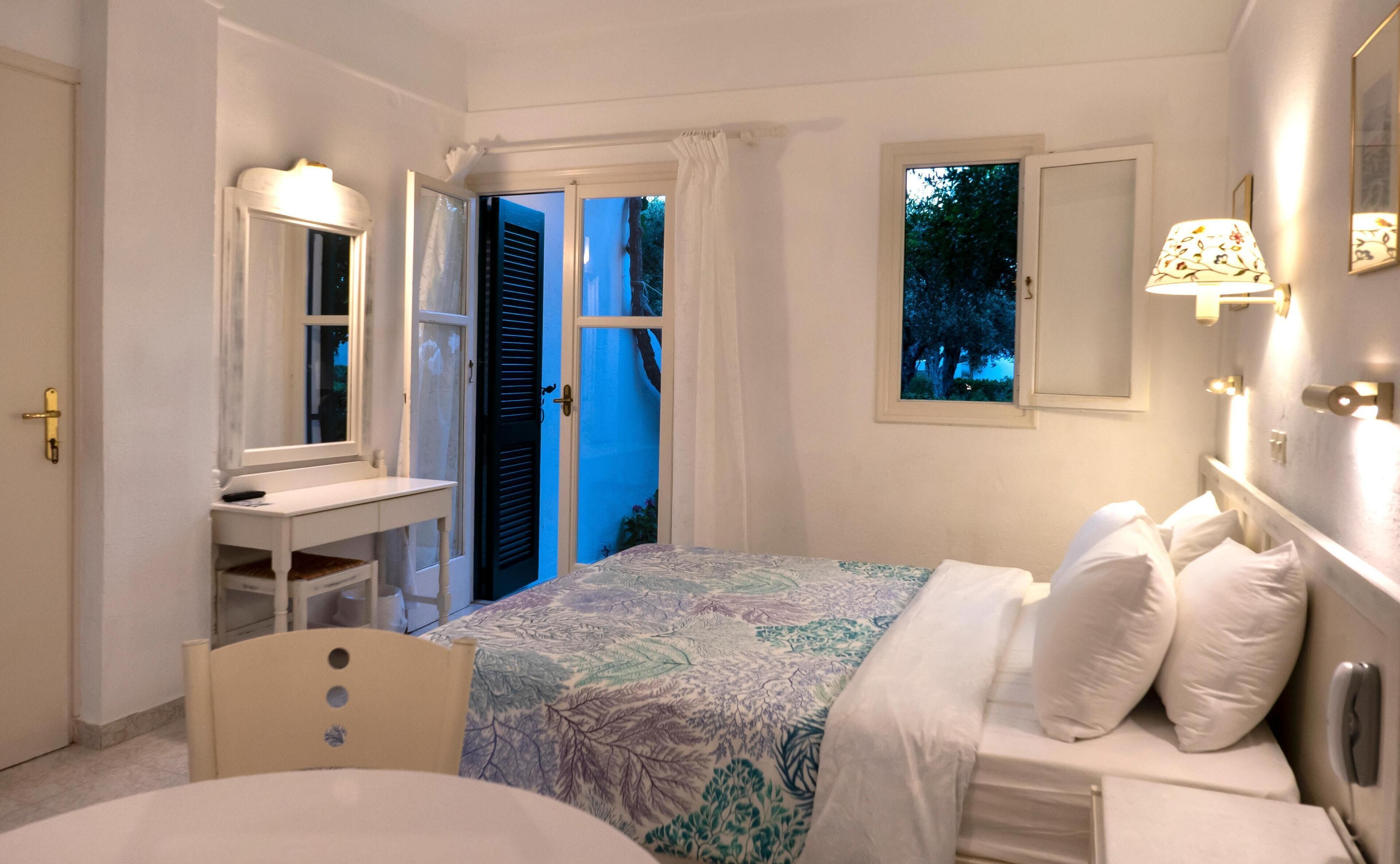 In-room safe, desk, iron/ironing board, free cots/infant beds