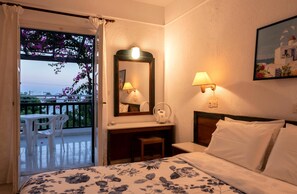 In-room safe, desk, iron/ironing board, free cribs/infant beds - Villea Village (Sitia)