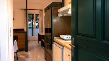 淋浴设施、吹风机、毛巾