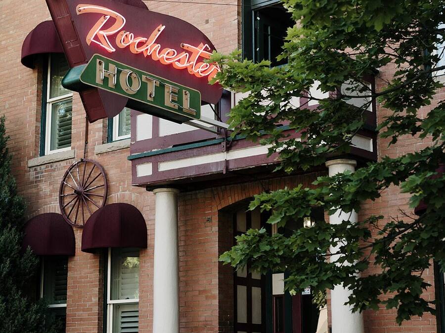 Vista frontal de la propiedad