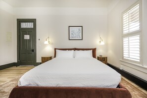 1 King Bedroom