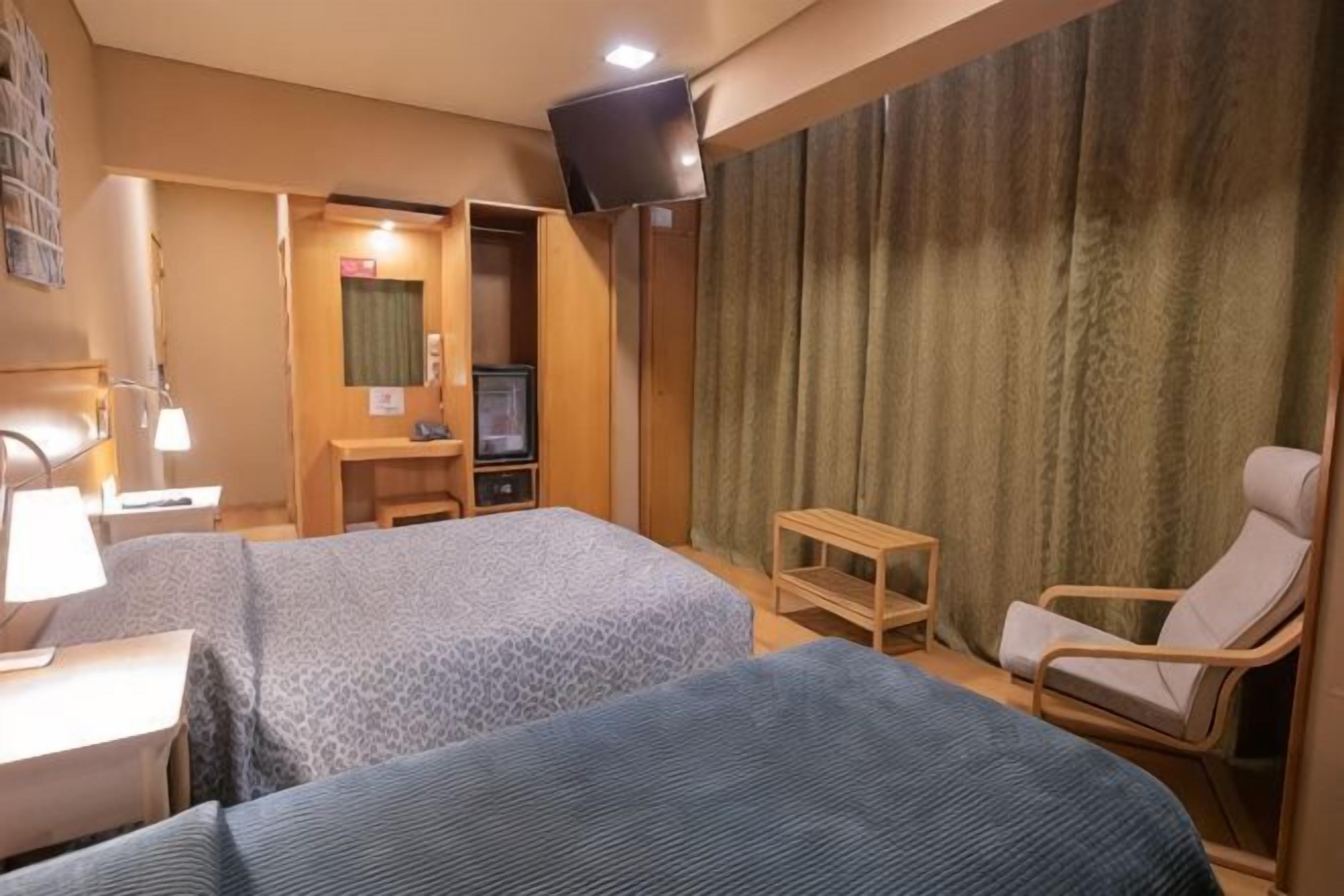 Minibar, in-room safe, blackout drapes, iron/ironing board