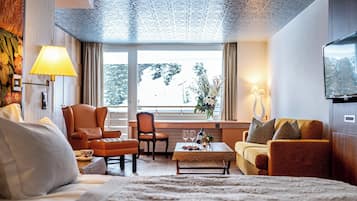 Premium bedding, minibar, in-room safe, individually furnished