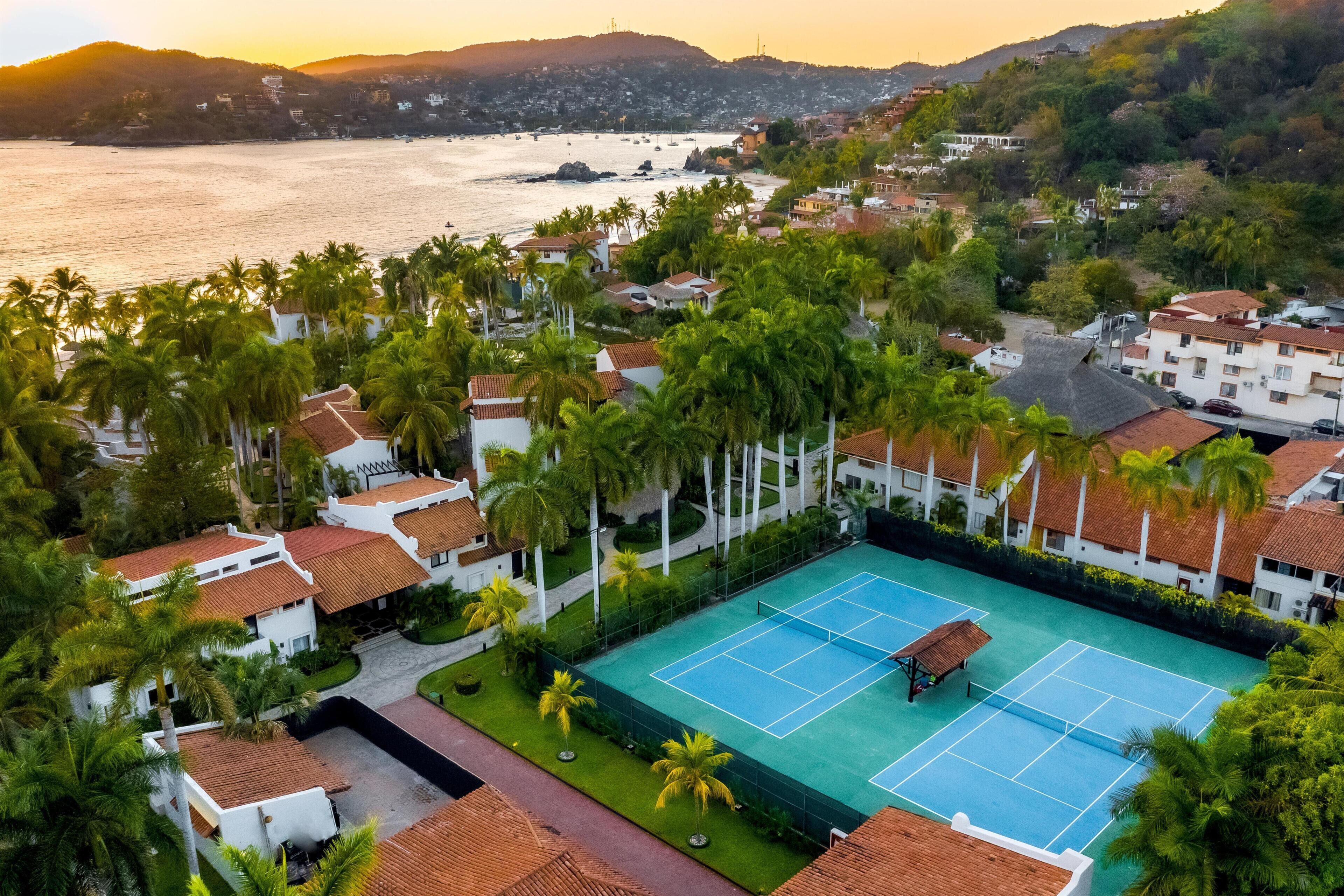 Photo - Thompson Zihuatanejo, A Beach Resort, By Hyatt