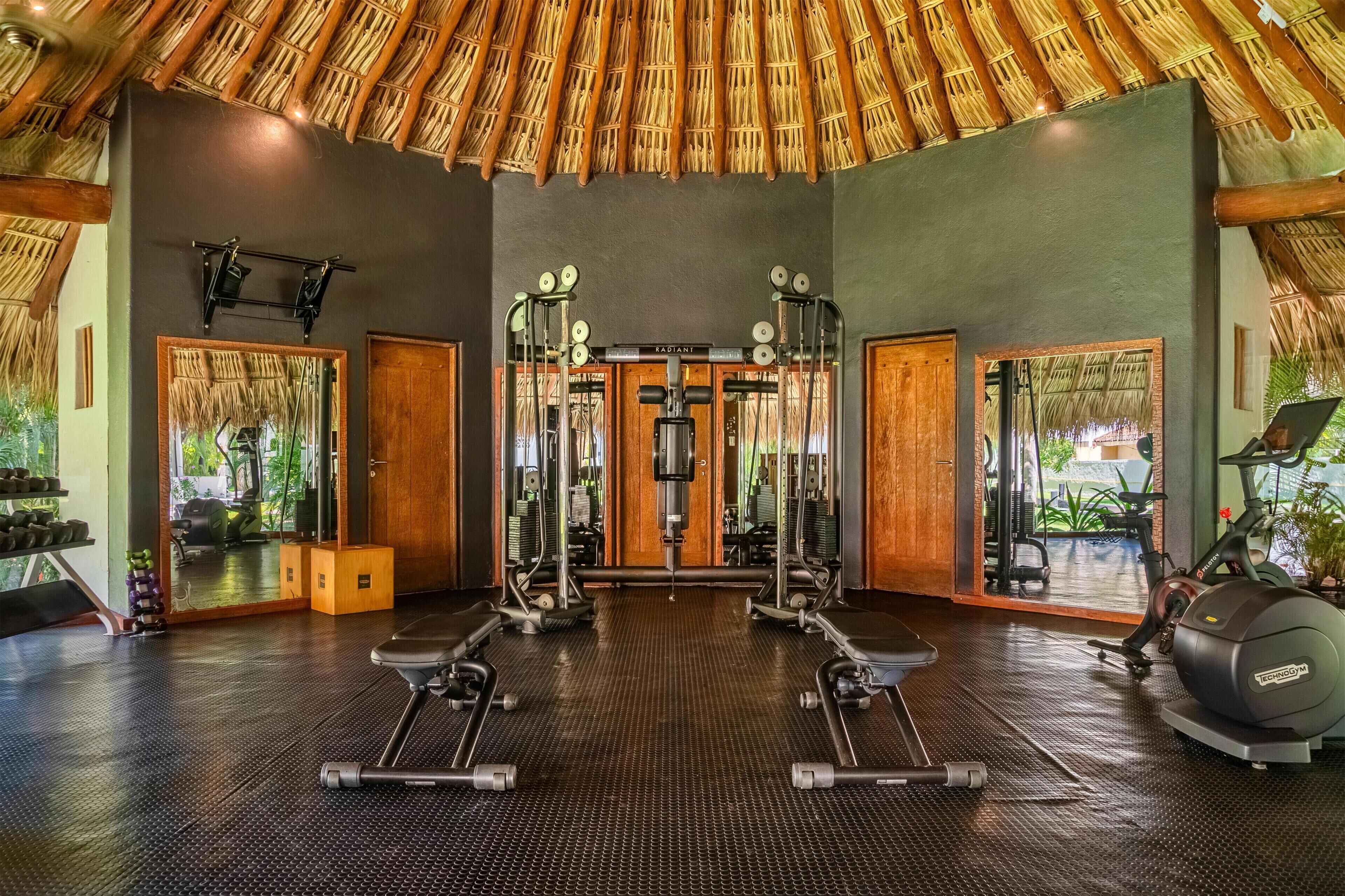 Photo - Thompson Zihuatanejo, A Beach Resort, By Hyatt