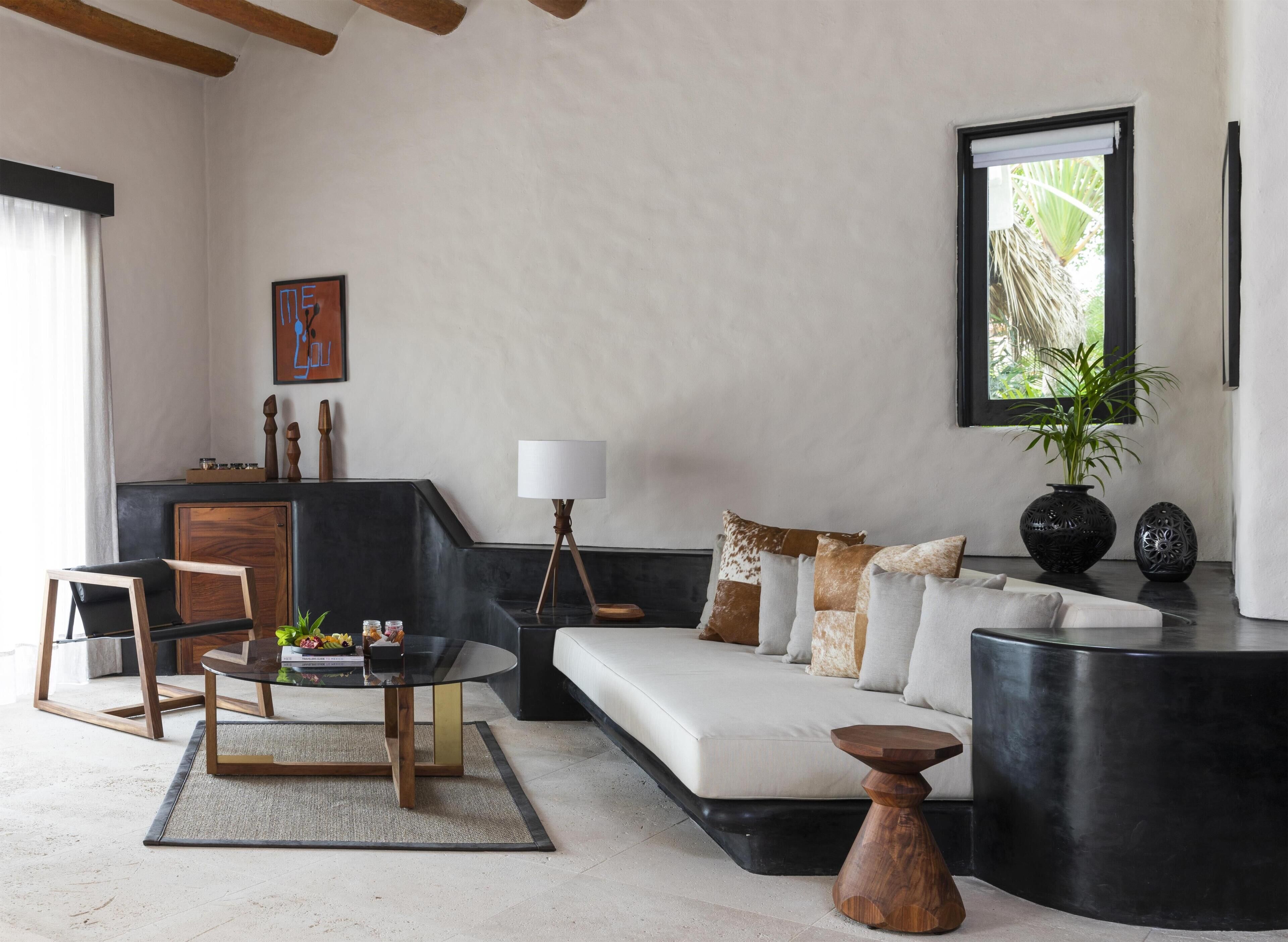 Photo - Thompson Zihuatanejo, A Beach Resort, By Hyatt