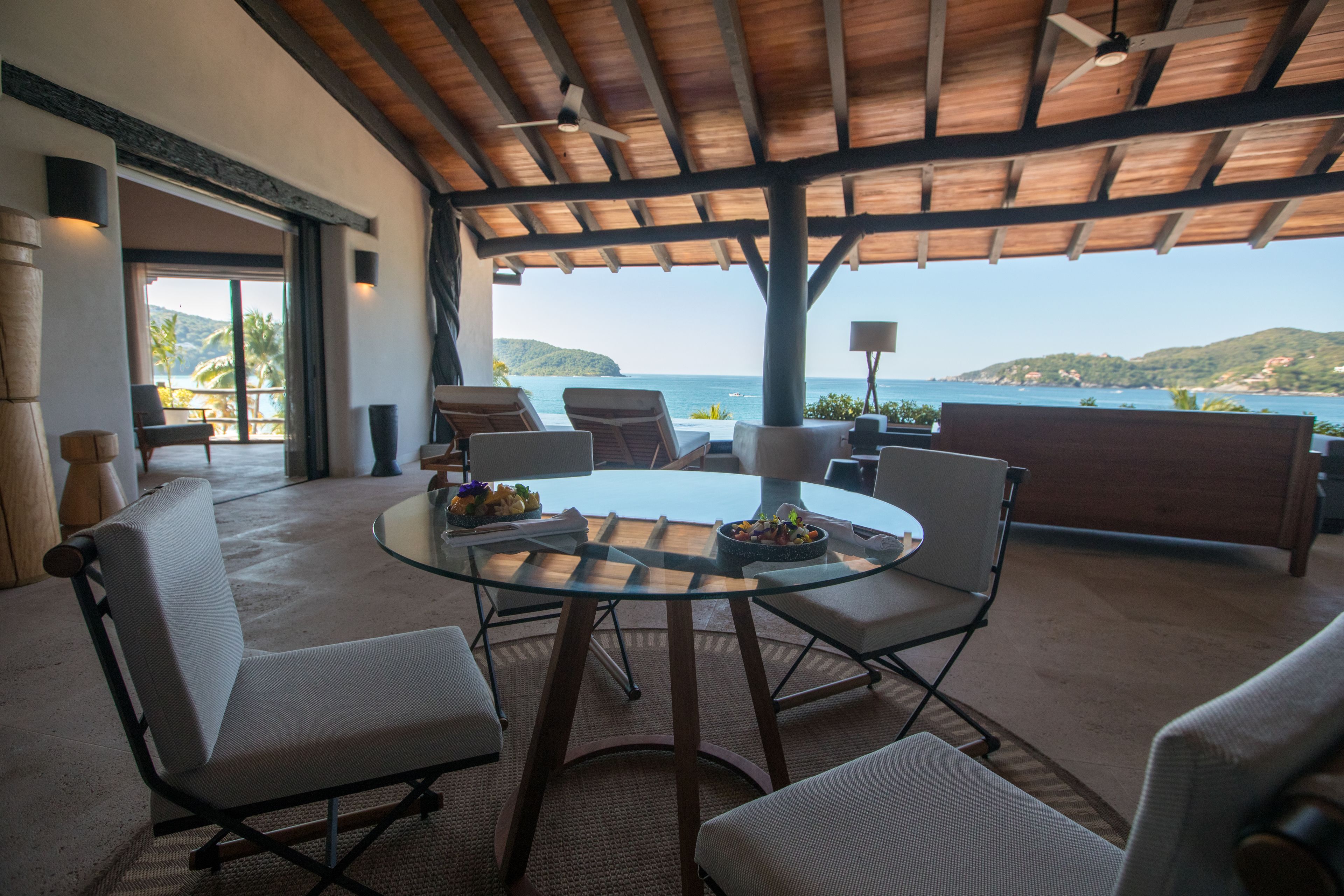 premium bedding, minibar, in-room safe, individually furnished