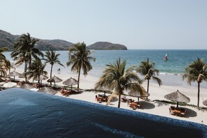 Suite (Thompson) | Vue sur la plage ou l’océan