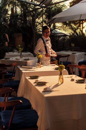 2 restaurants; breakfast, lunch, dinner, and brunch served - Miraflores Park, A Belmond Hotel, Lima (Lima)