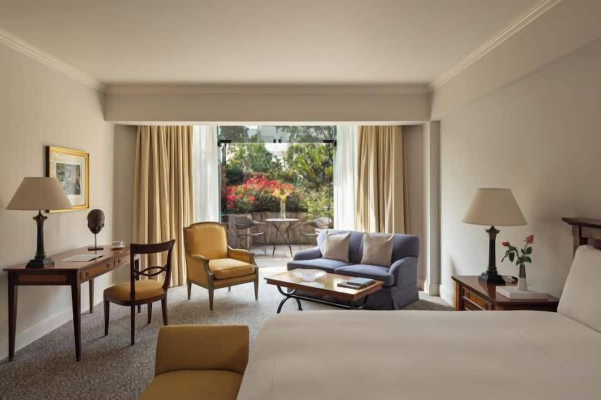 1 bedroom, down comforters, minibar, in-room safe