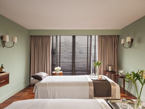 Soins du corps, aromathérapie, massage aux pierres chaudes
