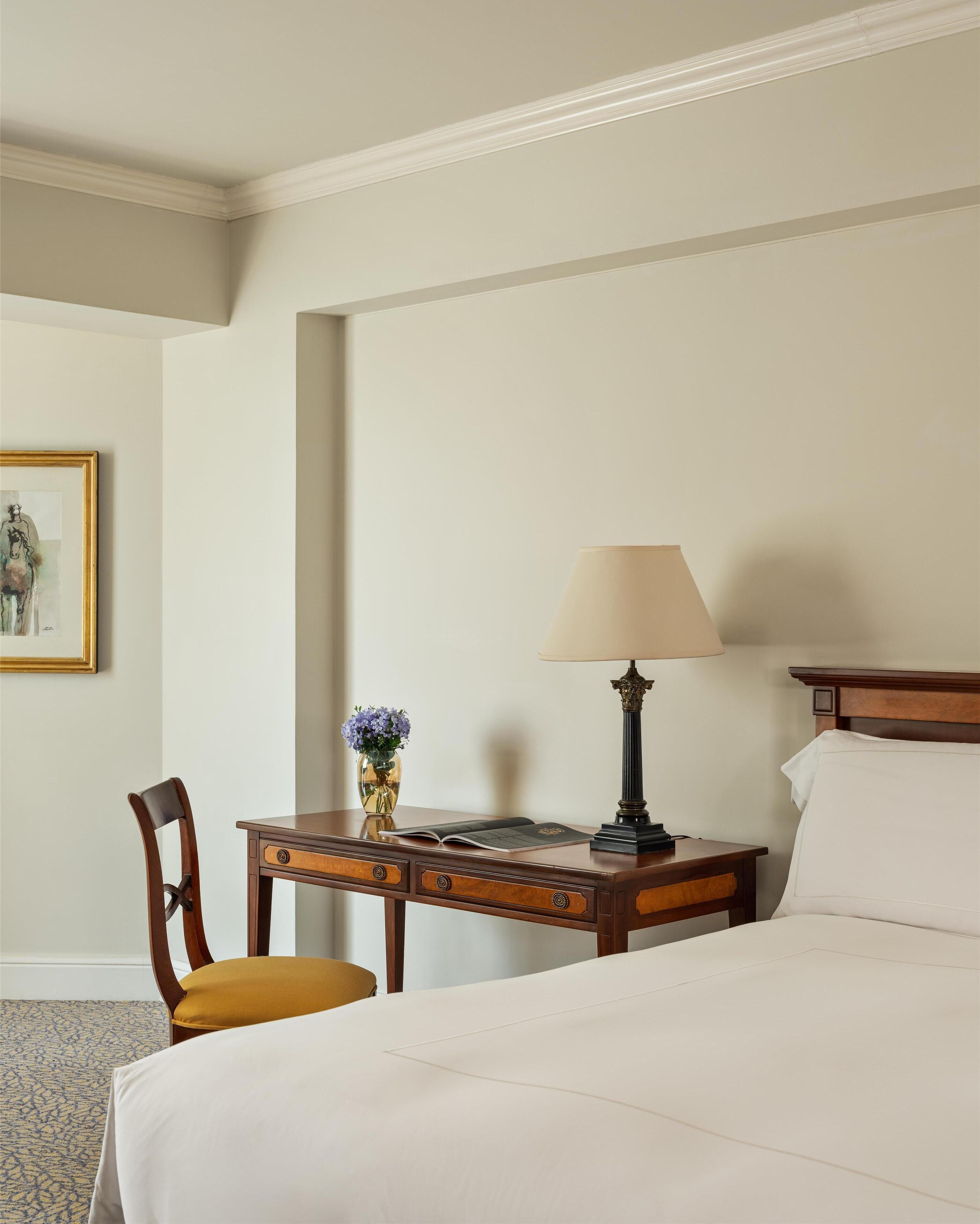 Suite junior | 1 dormitorio, edredones de plumas, minibar y caja fuerte