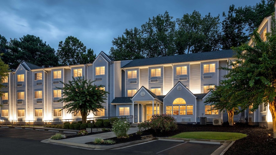 Microtel Inn & Suites by Wyndham Atlanta/Buckhead Area