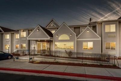 Quality Inn & Suites near NAS Fallon