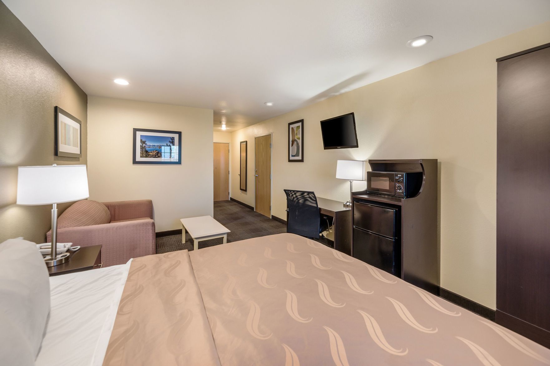 Desk, blackout curtains, iron/ironing board, free WiFi