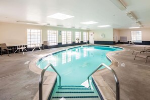 Una piscina techada